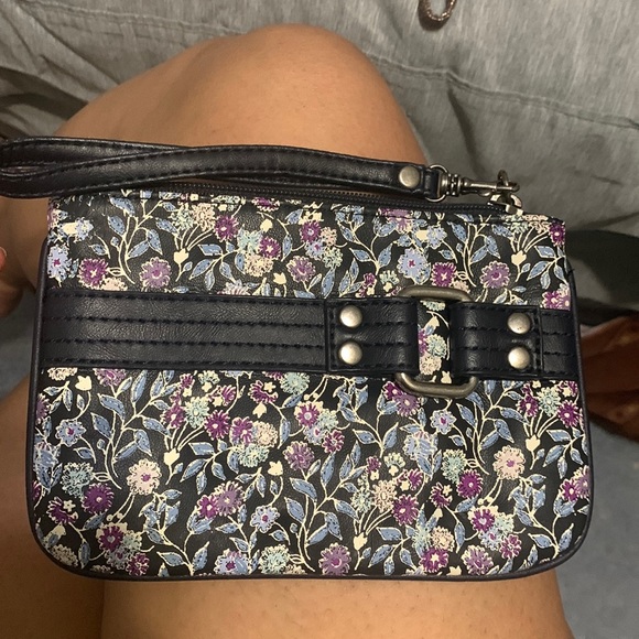 New express wristlet